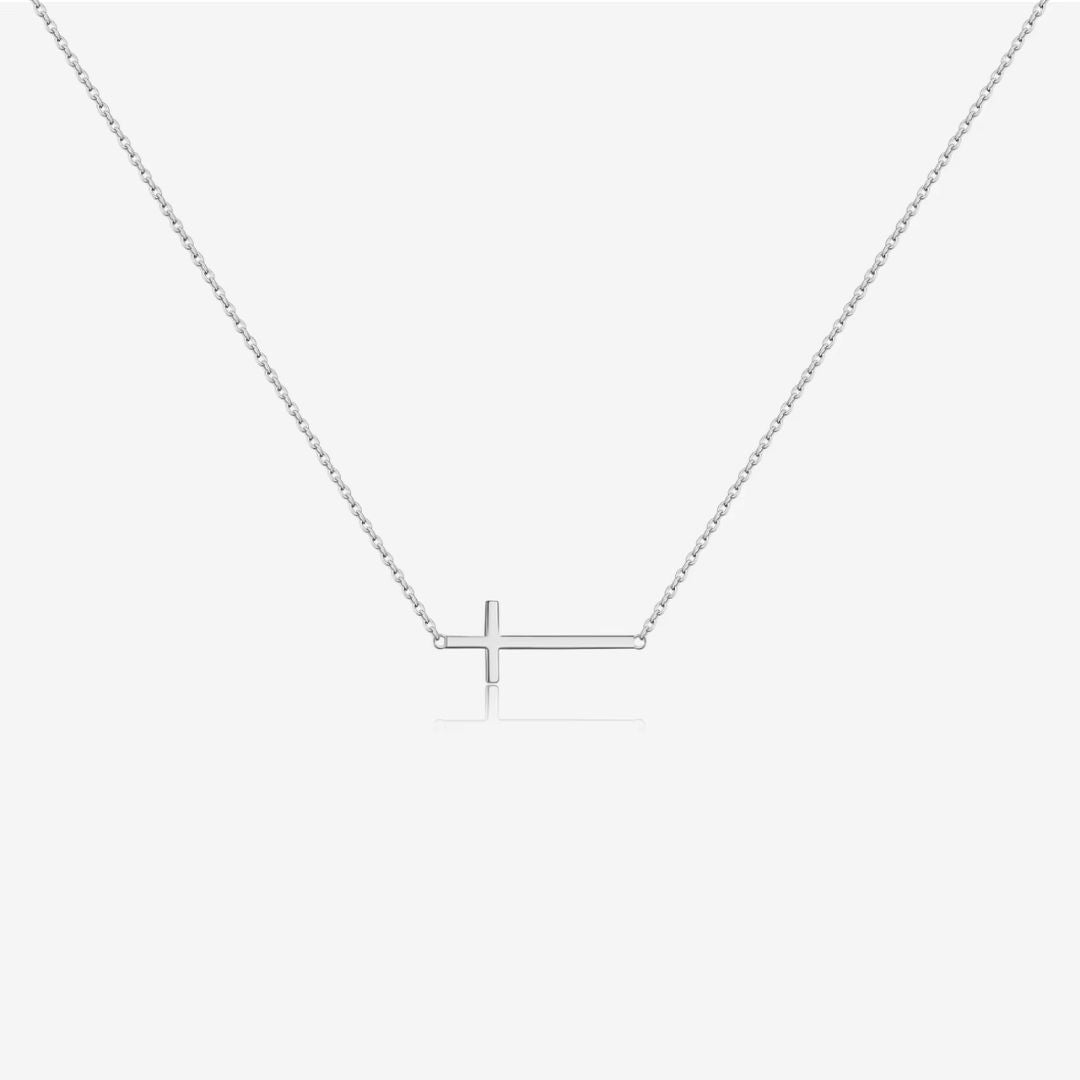 Crossline Necklace